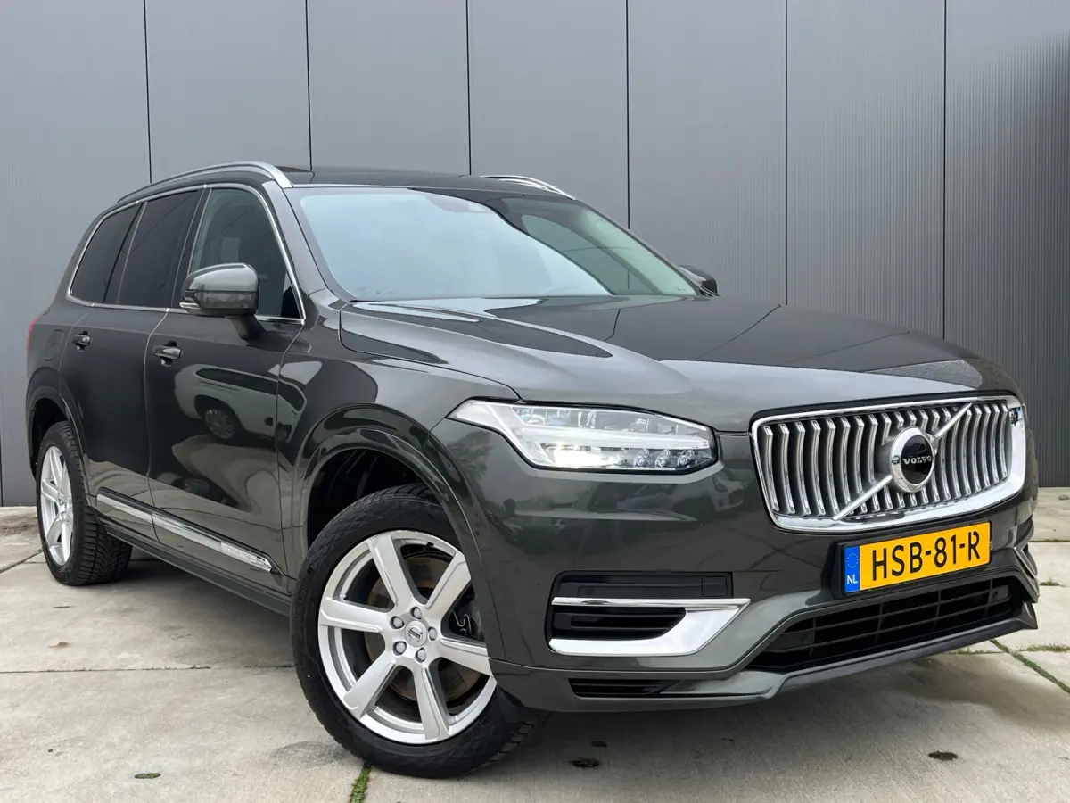 2.0 T8 Recharge AWD Inscription Expression 7P / Adaptive Cruise / Elek. Trekhaak / Panoramadak