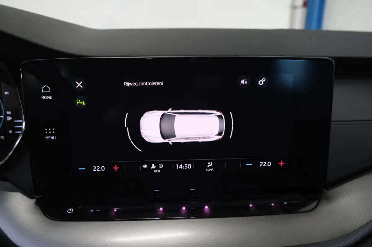 1.0 e-TSI Ambition Automaat - N.A.P. Airco, Cruise, PDC, Navi, Virtual display, Trekhaak.