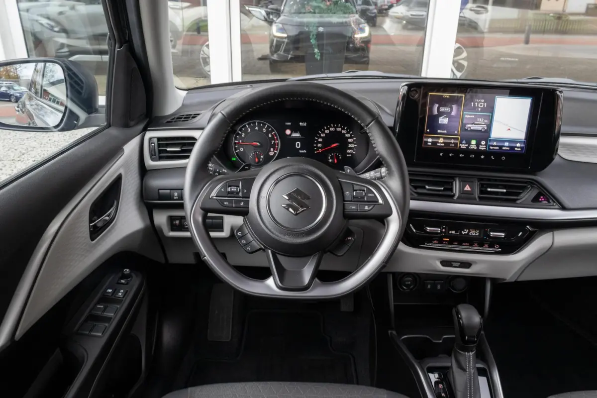 1.2 Style Smart Hybrid CVT Automaat | Navigatie | Adaptive cruise control |