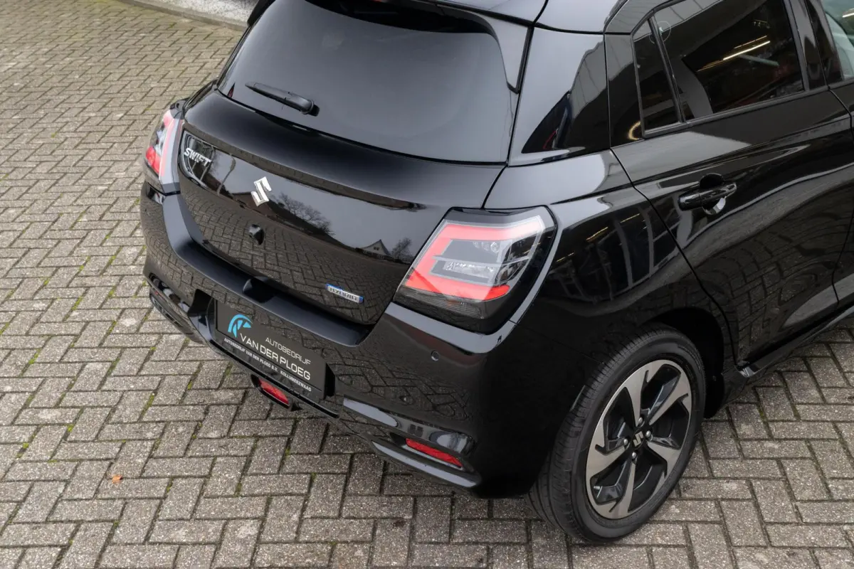 1.2 Style Smart Hybrid CVT Automaat | Navigatie | Adaptive cruise control |
