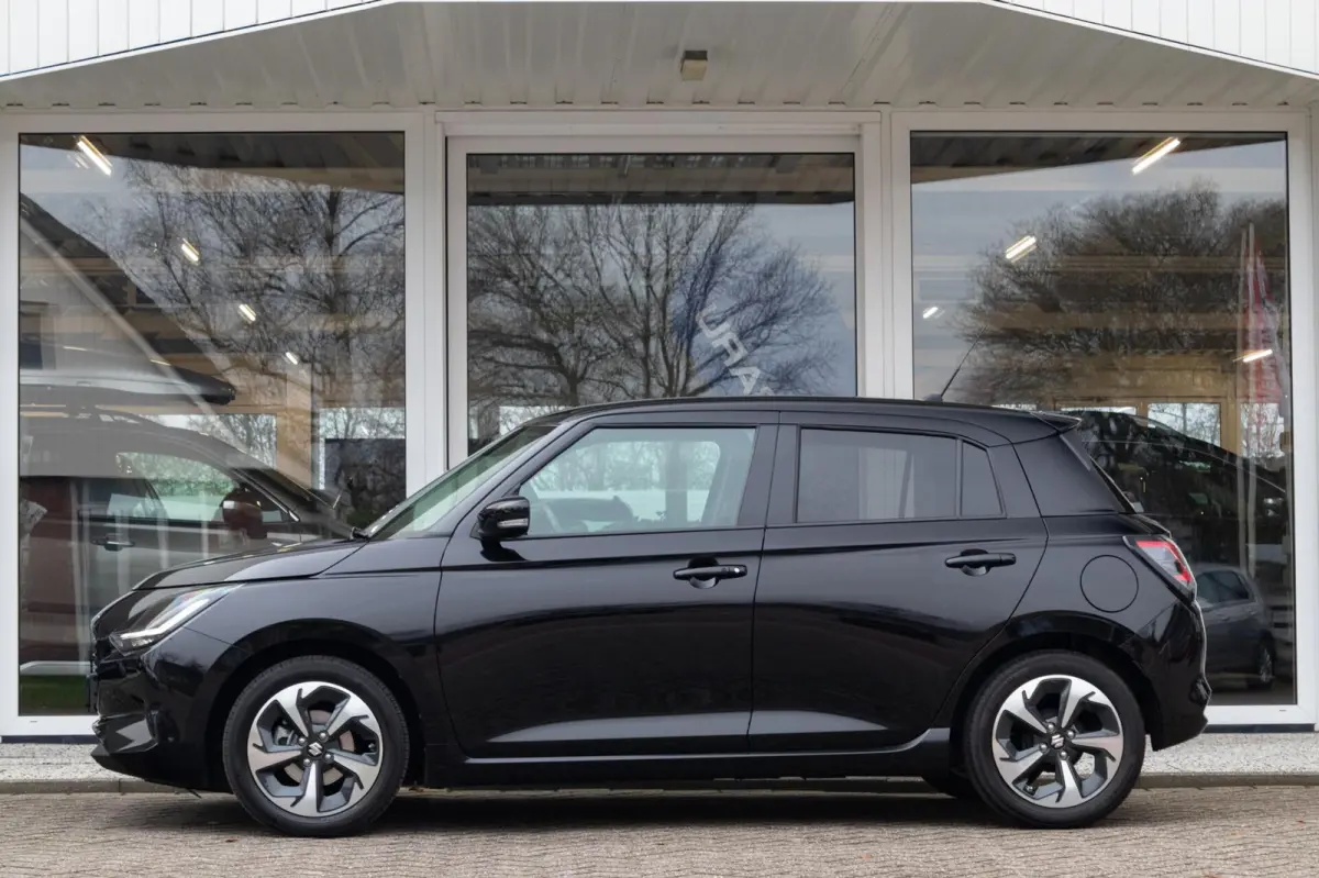 1.2 Style Smart Hybrid CVT Automaat | Navigatie | Adaptive cruise control |