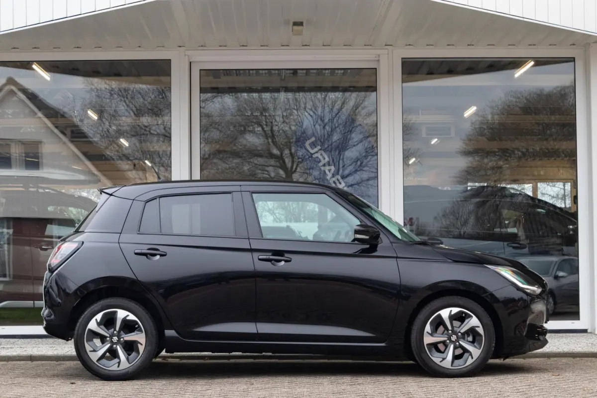 1.2 Style Smart Hybrid CVT Automaat | Navigatie | Adaptive cruise control |