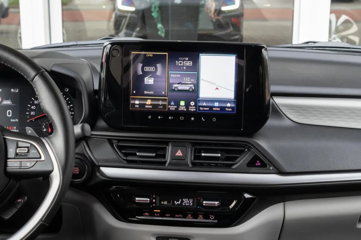 1.2 Style Smart Hybrid CVT Automaat | Navigatie | Adaptive cruise control |