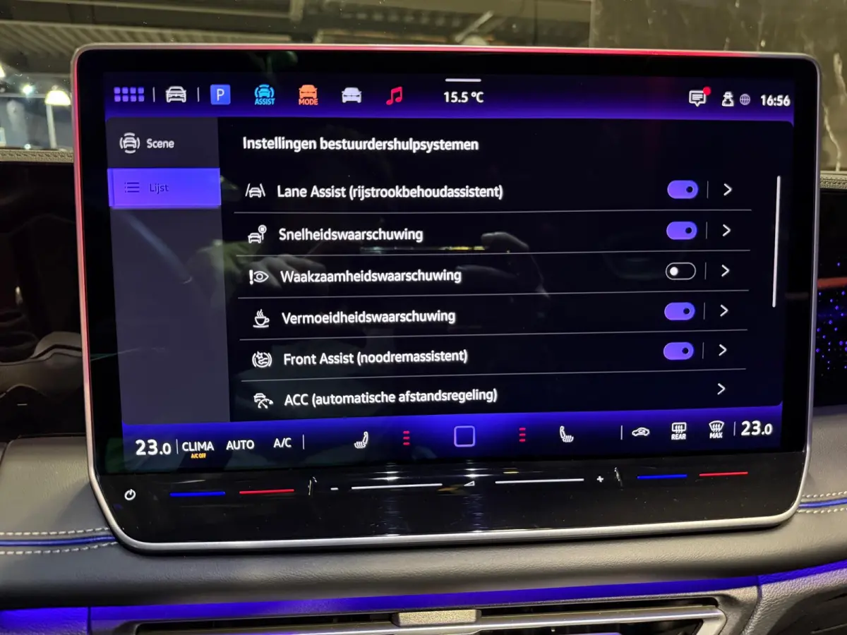 1.5 eTSI R-Line Pano|HUD|HMK|KEYL|CAM