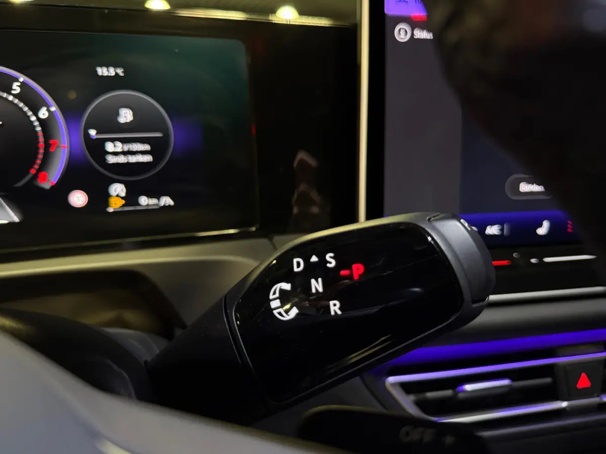 1.5 eTSI R-Line Pano|HUD|HMK|KEYL|CAM