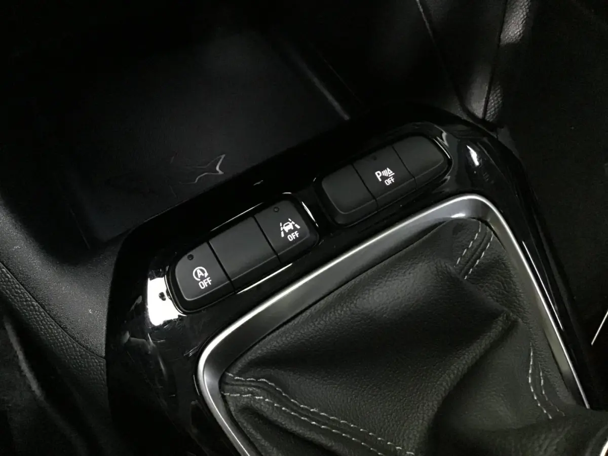 1.2 Edition I Stoelen/Stuur verwarm. I Carplay I 2 Jr Apk I Cruise control I Airco I KB I 16inch I Lane ass. I 51xxx km
