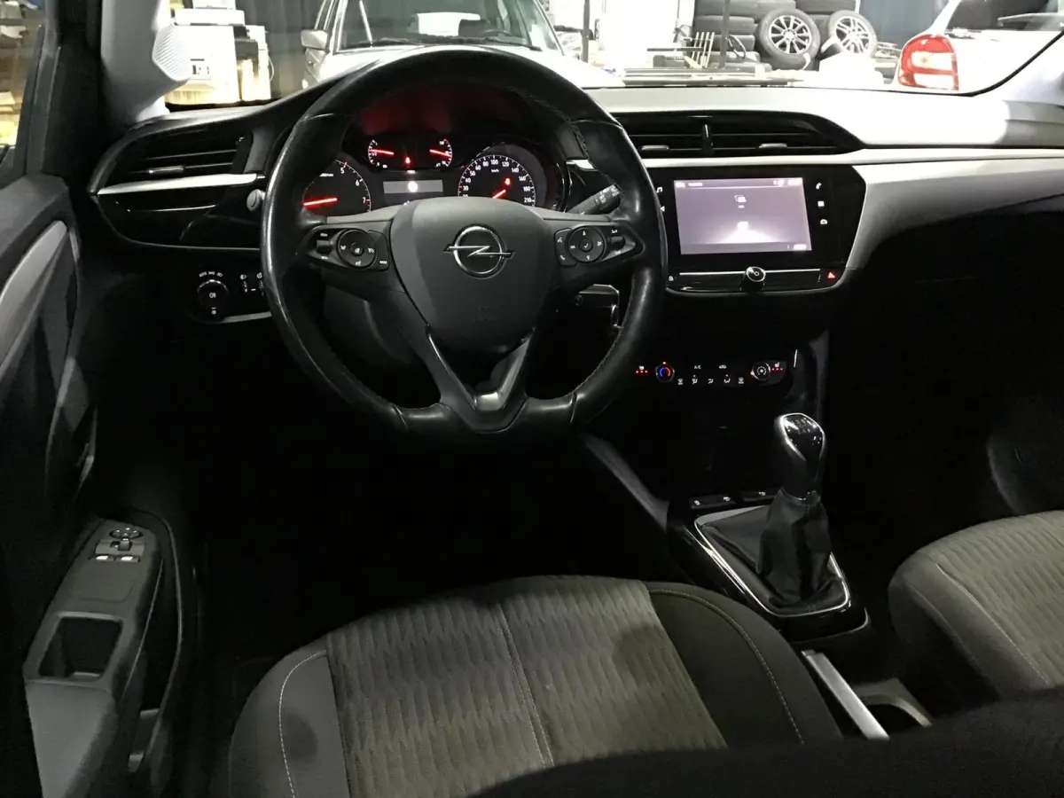 1.2 Edition I Stoelen/Stuur verwarm. I Carplay I 2 Jr Apk I Cruise control I Airco I KB I 16inch I Lane ass. I 51xxx km