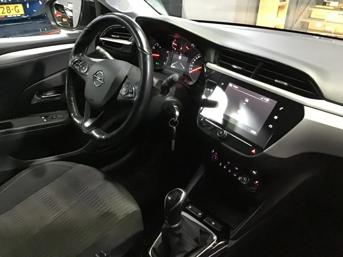 1.2 Edition I Stoelen/Stuur verwarm. I Carplay I 2 Jr Apk I Cruise control I Airco I KB I 16inch I Lane ass. I 51xxx km