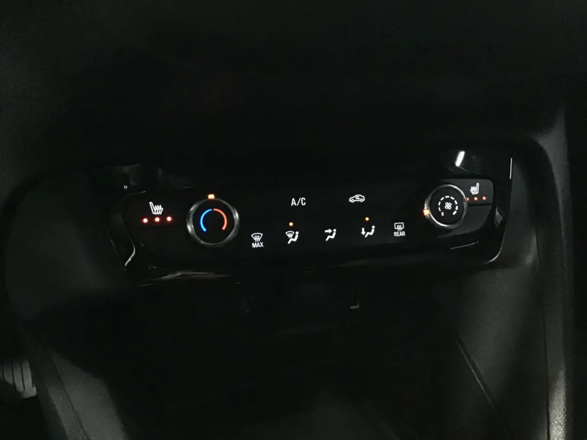 1.2 Edition I Stoelen/Stuur verwarm. I Carplay I 2 Jr Apk I Cruise control I Airco I KB I 16inch I Lane ass. I 51xxx km