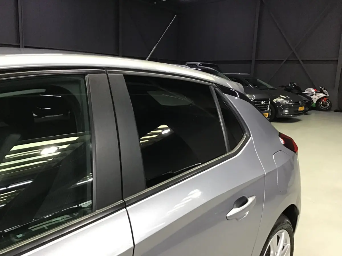 1.2 Edition I Stoelen/Stuur verwarm. I Carplay I 2 Jr Apk I Cruise control I Airco I KB I 16inch I Lane ass. I 51xxx km