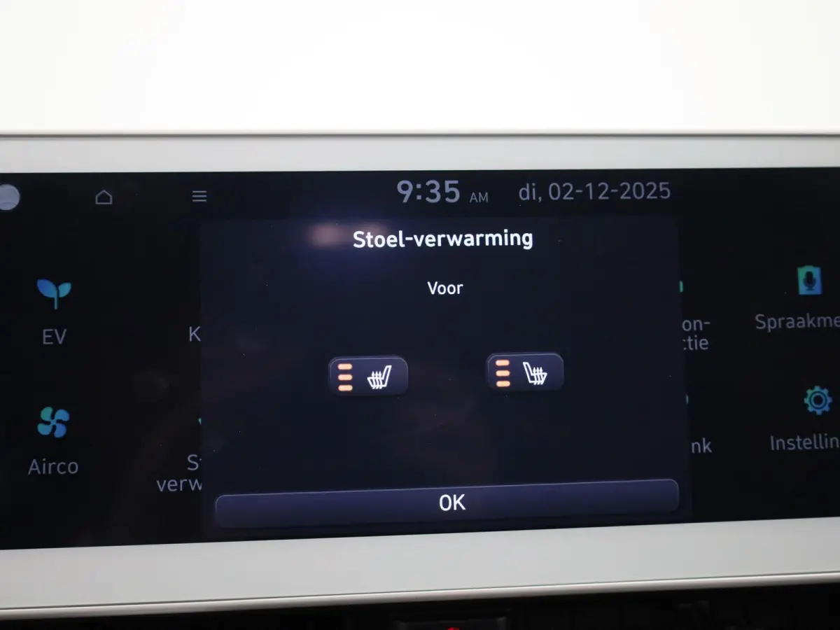 73kWh Core | AUTOMAAT | ACHTERUITRIJCAMERA | STOELVERWARMING | ELEKTRISCHE KOFFERKLEP | CLIMATE CONTROL | ELEKTRISCHE BESTUURDERSSTOEL |