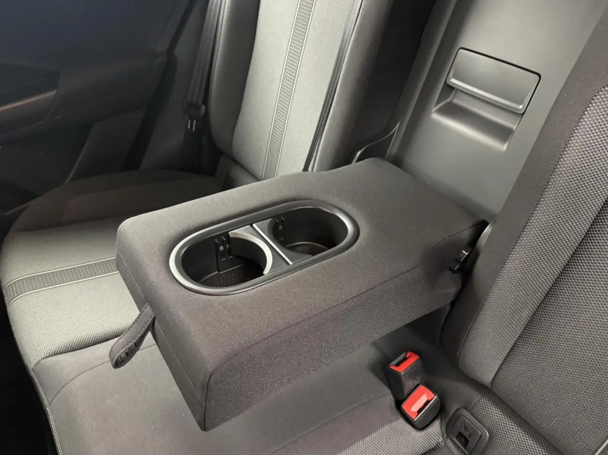 1.0 TSi Style Trekhaak-Navigatie-Adapt.Cr.contr-Clima-Carplay-Camera-Stoelverwarming-LED-Parkeersensoren-Lm18''velgen