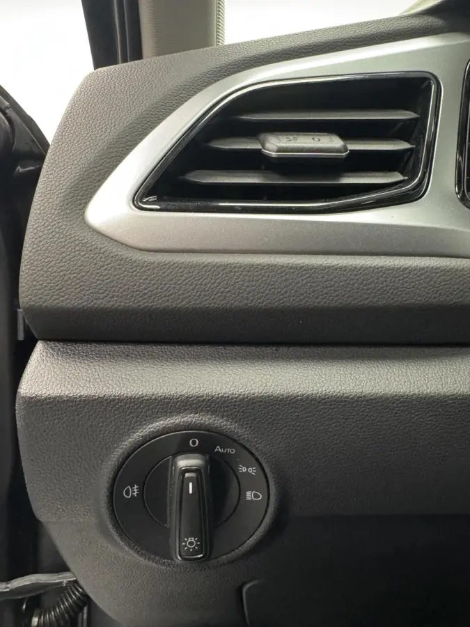 1.0 TSi Style Trekhaak-Navigatie-Adapt.Cr.contr-Clima-Carplay-Camera-Stoelverwarming-LED-Parkeersensoren-Lm18''velgen