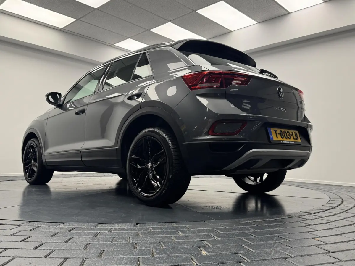 1.0 TSi Style Trekhaak-Navigatie-Adapt.Cr.contr-Clima-Carplay-Camera-Stoelverwarming-LED-Parkeersensoren-Lm18''velgen