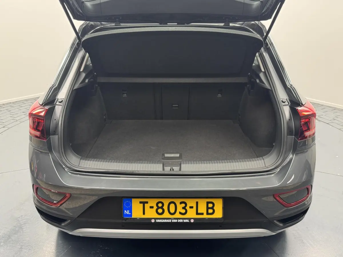 1.0 TSi Style Trekhaak-Navigatie-Adapt.Cr.contr-Clima-Carplay-Camera-Stoelverwarming-LED-Parkeersensoren-Lm18''velgen