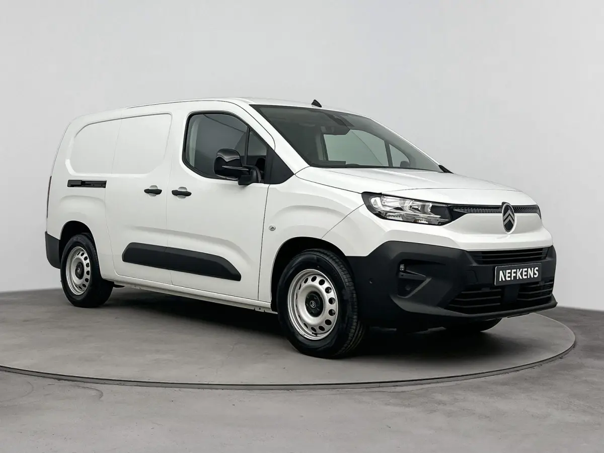 EV 50 kWh 136pk L2 | 0% Rente | Meerdere Kleuren Leverbaar | Long | Rondom Camera Zicht | Navigatie | Carplay