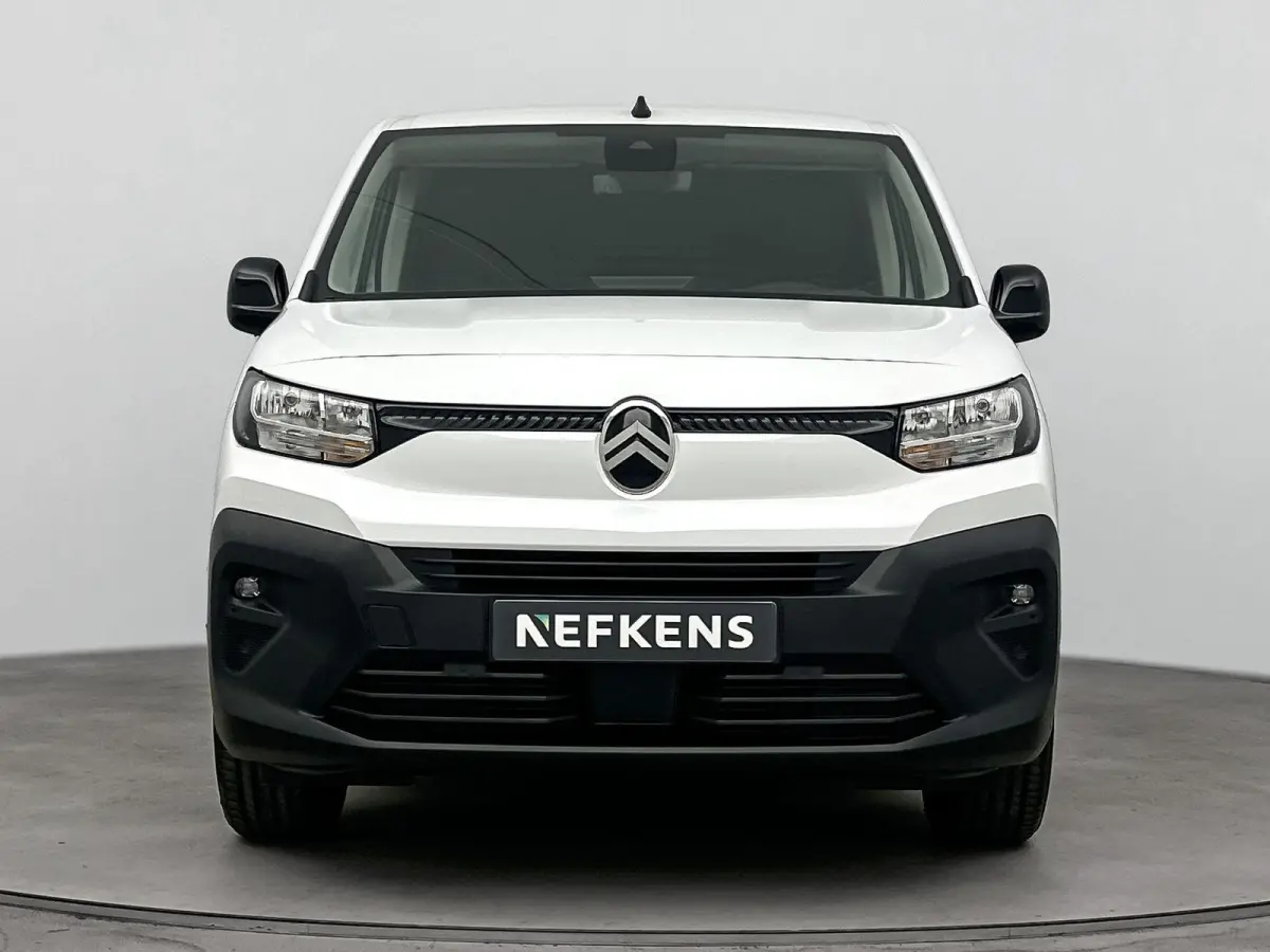 EV 50 kWh 136pk L2 | 0% Rente | Meerdere Kleuren Leverbaar | Long | Rondom Camera Zicht | Navigatie | Carplay