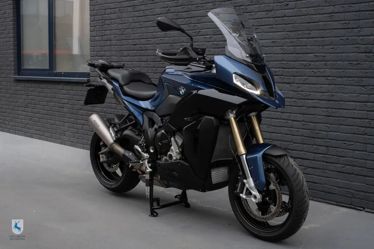 Gravity Blue / BOS