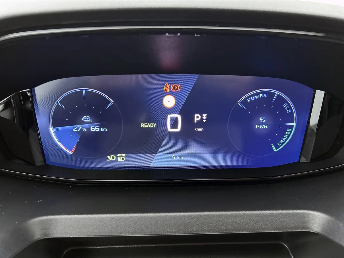 136 pk L2 50 kWh | 0% Rente | Carplay | Camera | Airco |