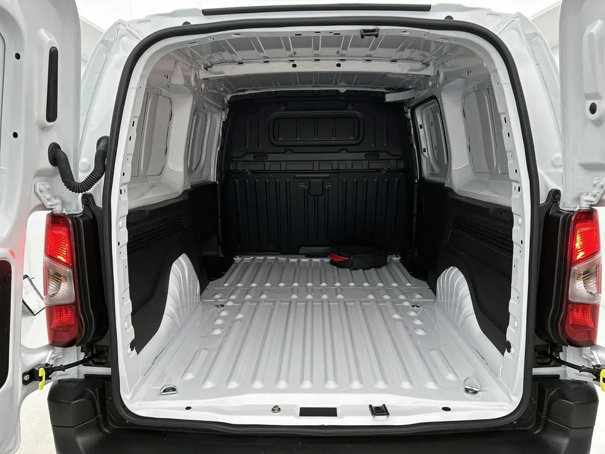 136 pk L2 50 kWh | 0% Rente | Carplay | Camera | Airco |