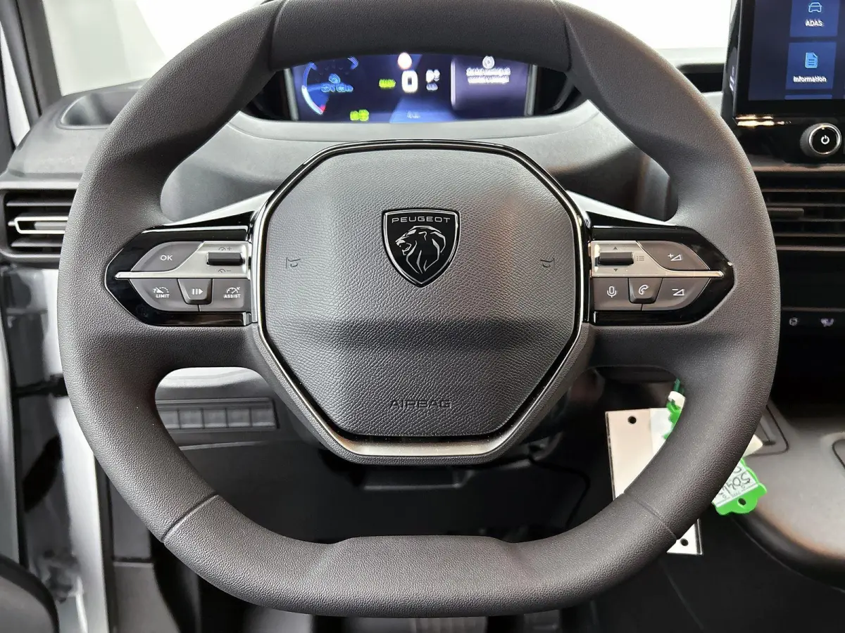 136 pk L2 50 kWh | 0% Rente | Carplay | Camera | Airco |