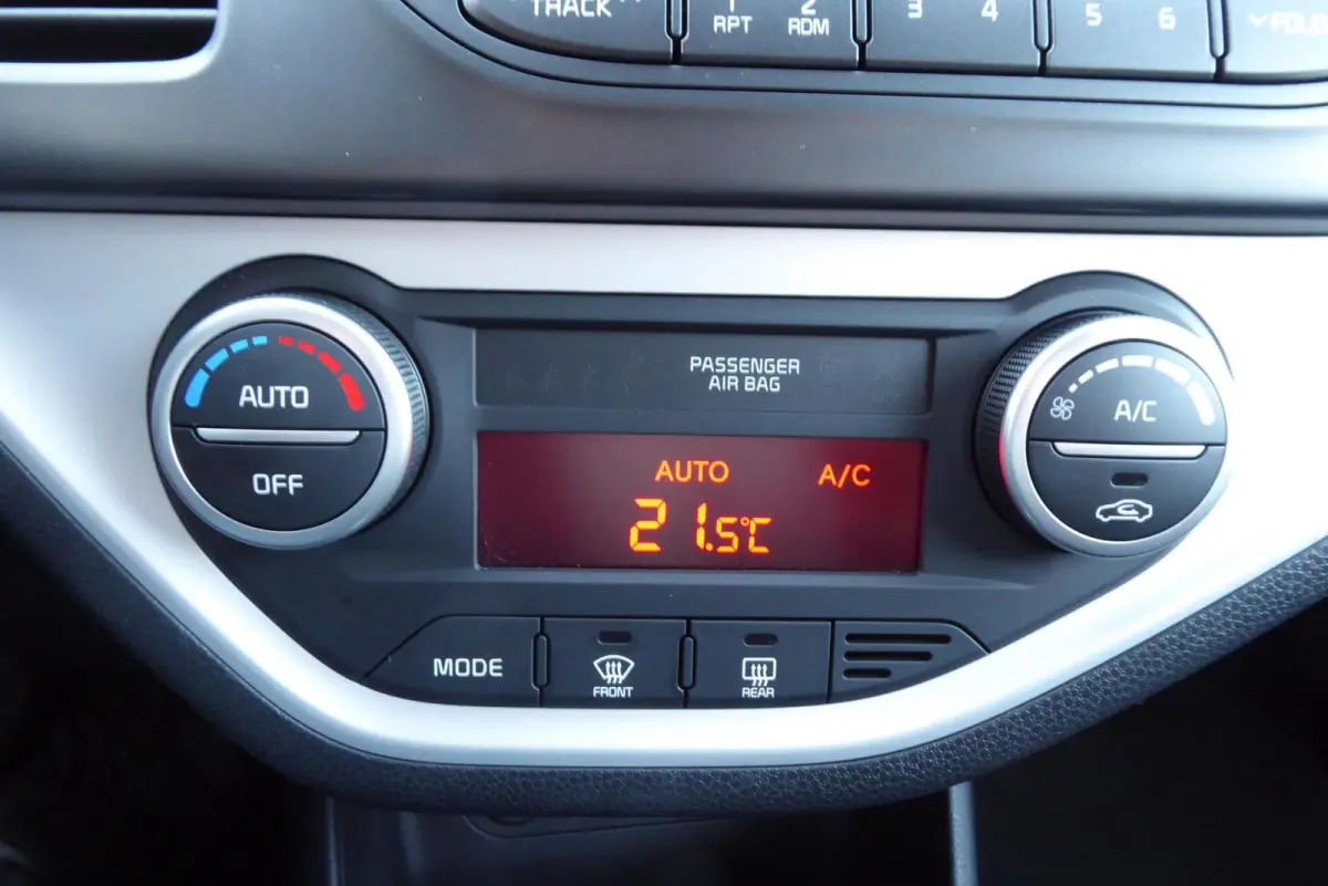 1.0 CVVT DynamicLine, Uniek 12.130 Kilometer