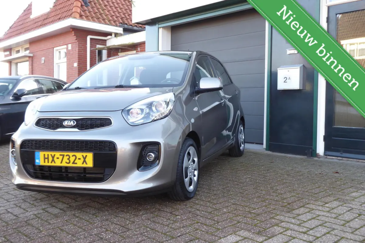 1.0 CVVT DynamicLine, Uniek 12.130 Kilometer