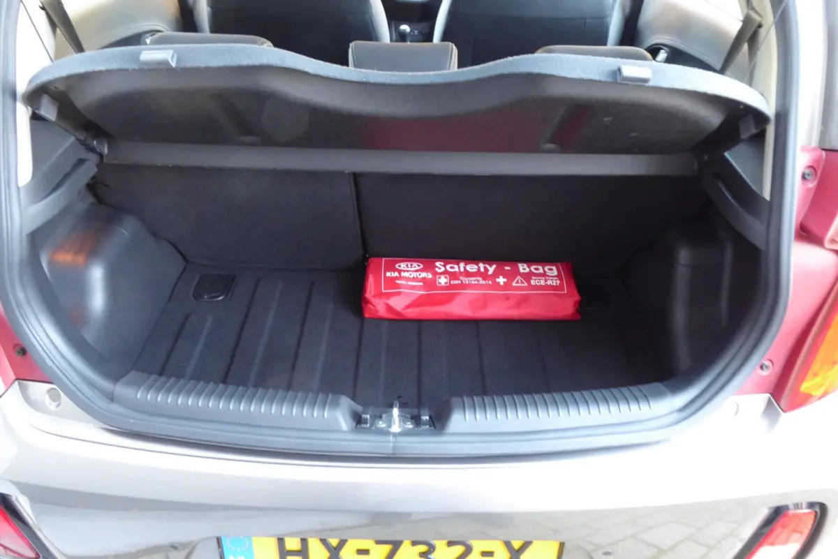 1.0 CVVT DynamicLine, Uniek 12.130 Kilometer