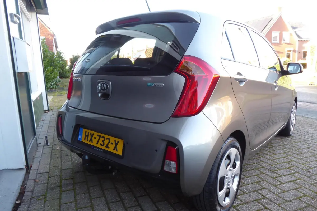 1.0 CVVT DynamicLine, Uniek 12.130 Kilometer