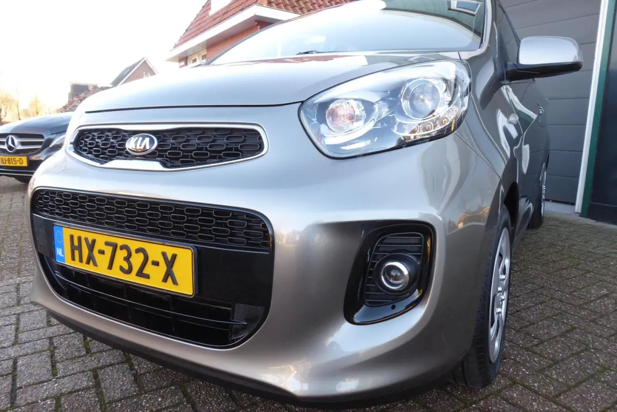 1.0 CVVT DynamicLine, Uniek 12.130 Kilometer