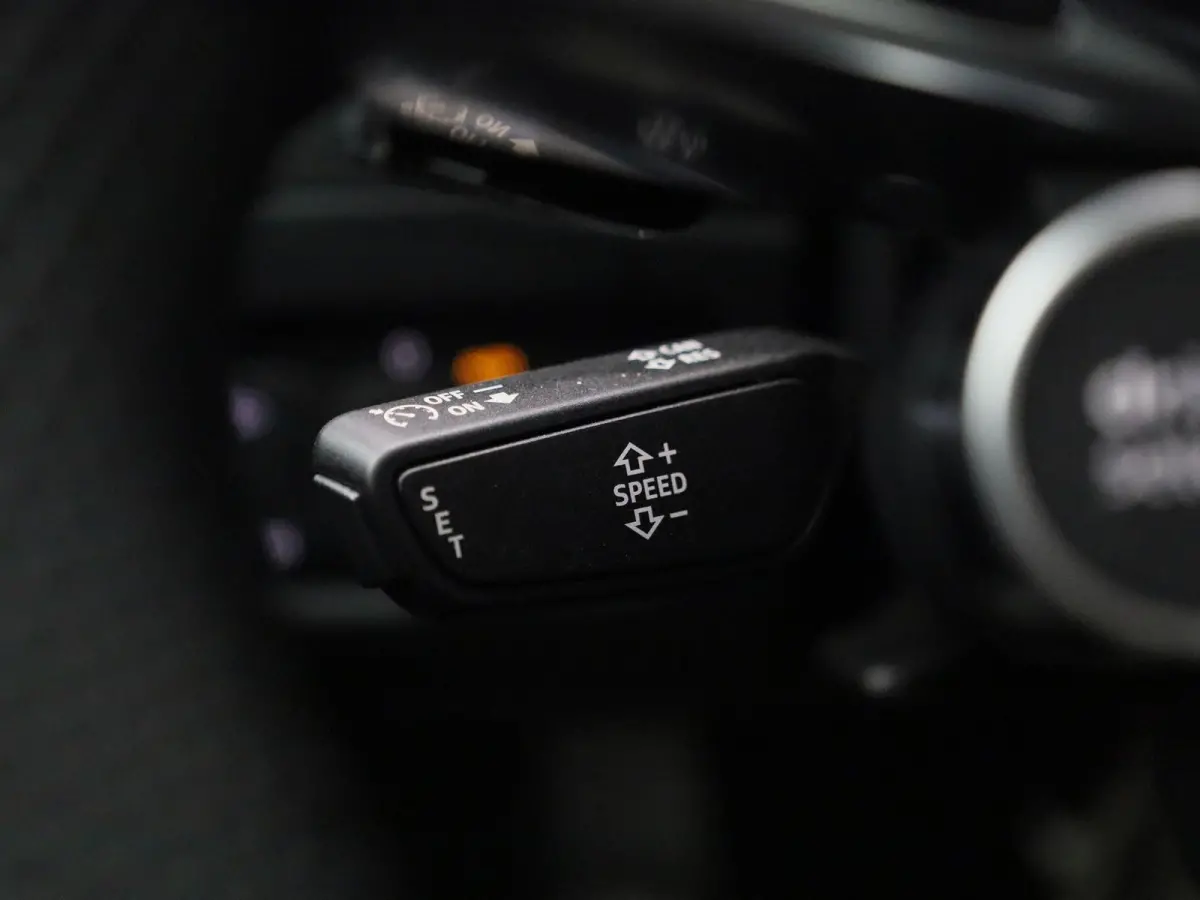 5.2 FSI performance S tron. quat. Spyder | KERAMISCH | CARBON EXTERIEUR | BANG & OLUFSEN | KEMORA GRIJS | BTW AUTO |