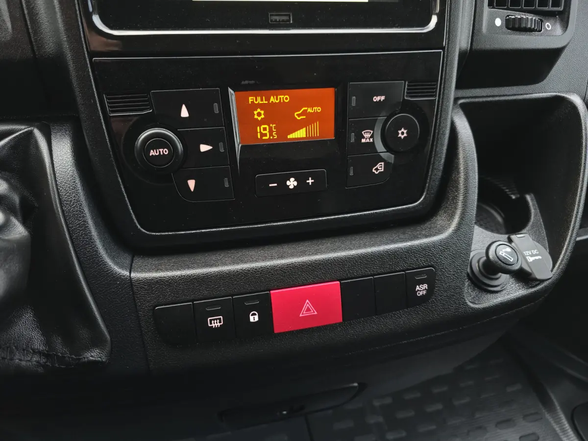 2.2 BlueHDi L2 H2 3.5T 140 Pk - Euro 6 - Navi - Airco - Cruise Control