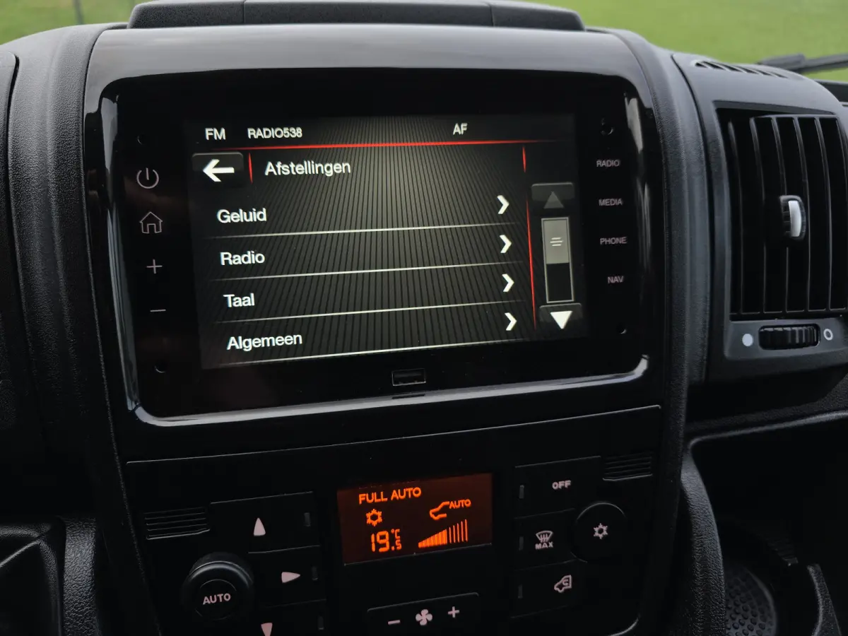 2.2 BlueHDi L2 H2 3.5T 140 Pk - Euro 6 - Navi - Airco - Cruise Control