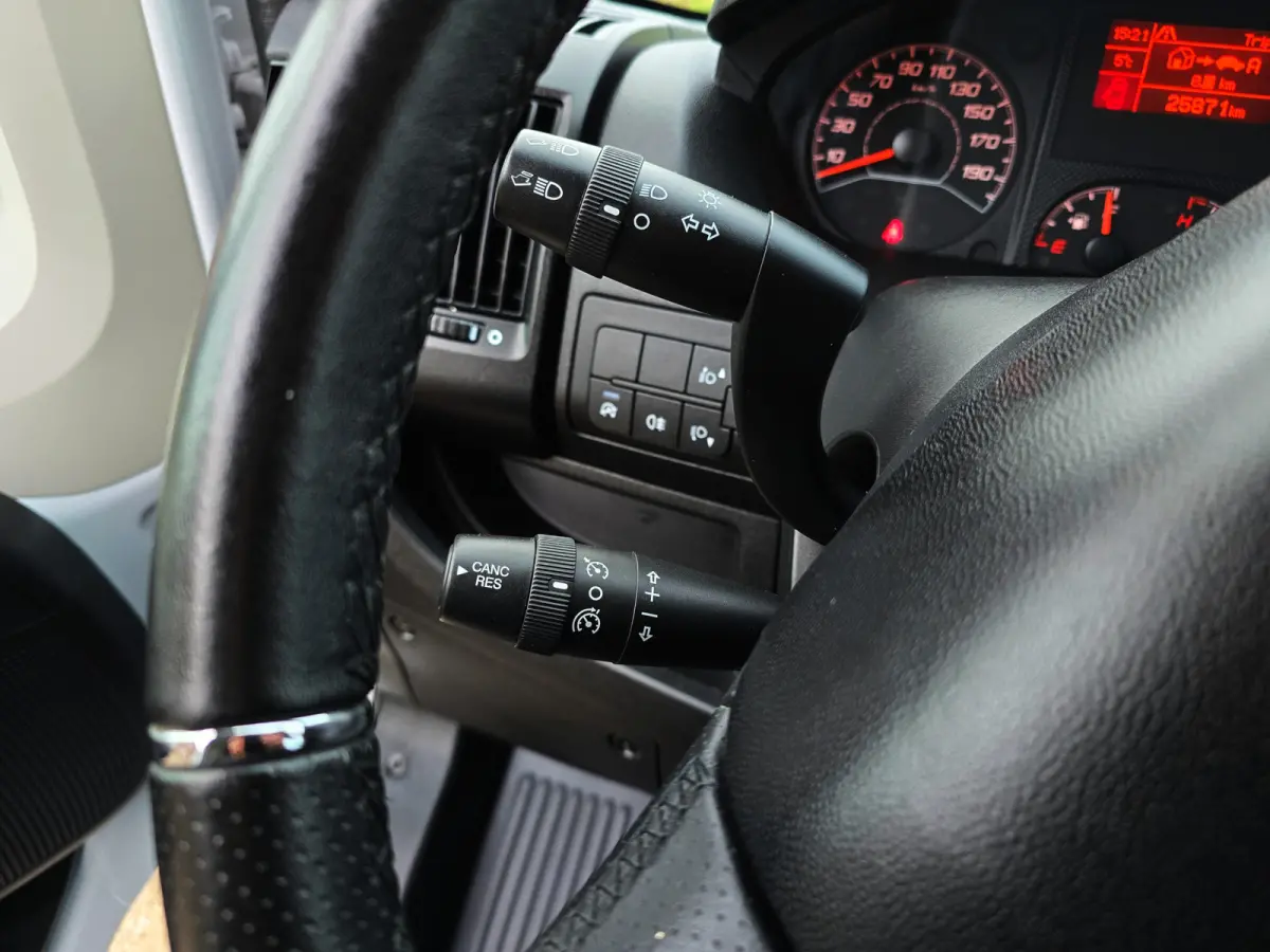2.2 BlueHDi L2 H2 3.5T 140 Pk - Euro 6 - Navi - Airco - Cruise Control