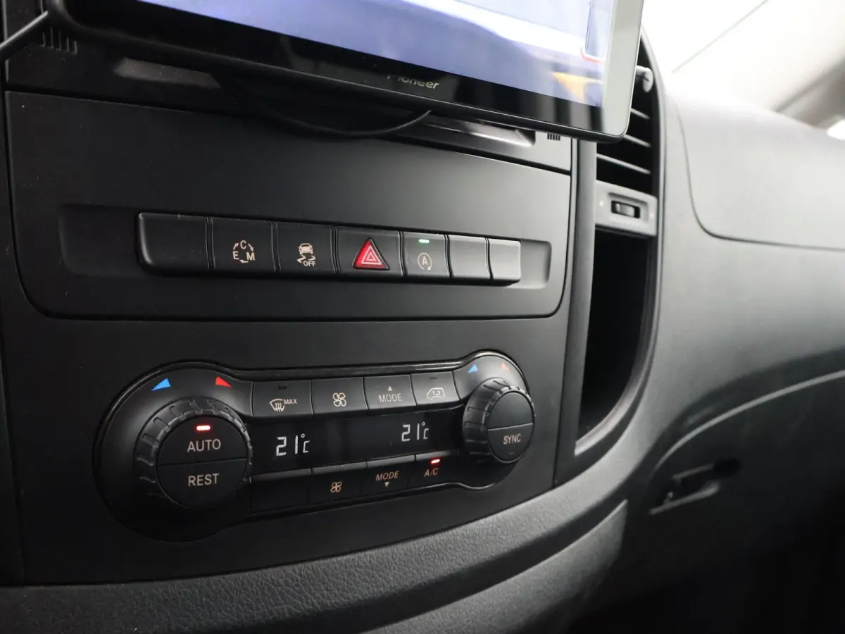 119 CDI 190 PK AUT. DUBBEL CABINE + CARPLAY | CAMERA | LED | TREKHAAK