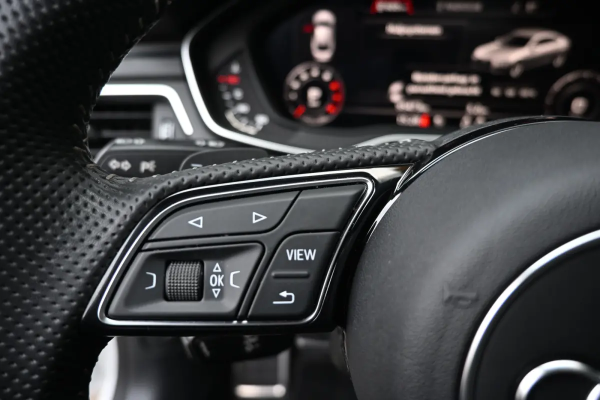 40 TFSI S-line black edition | B&O | Virtual | Pano | Apple-Carplay