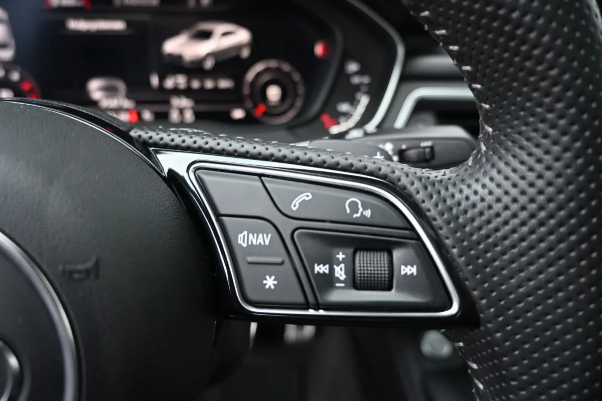 40 TFSI S-line black edition | B&O | Virtual | Pano | Apple-Carplay