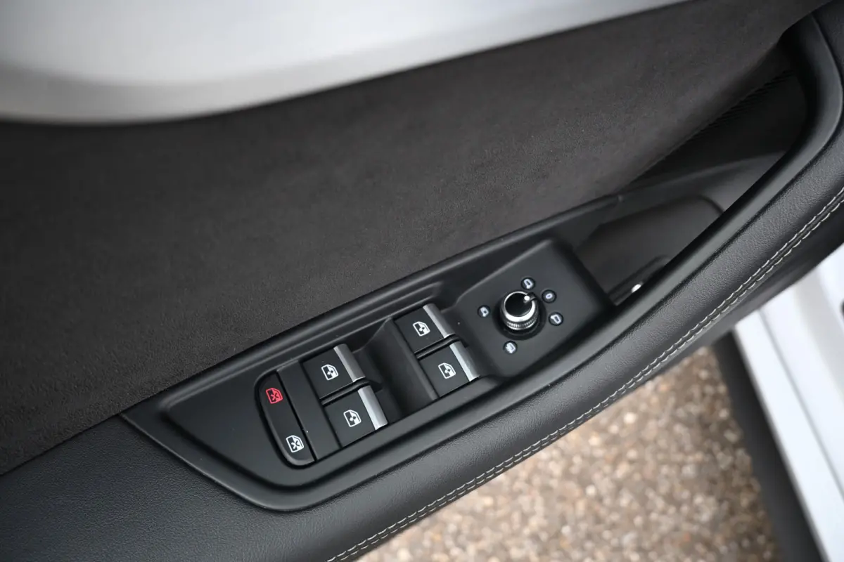 40 TFSI S-line black edition | B&O | Virtual | Pano | Apple-Carplay