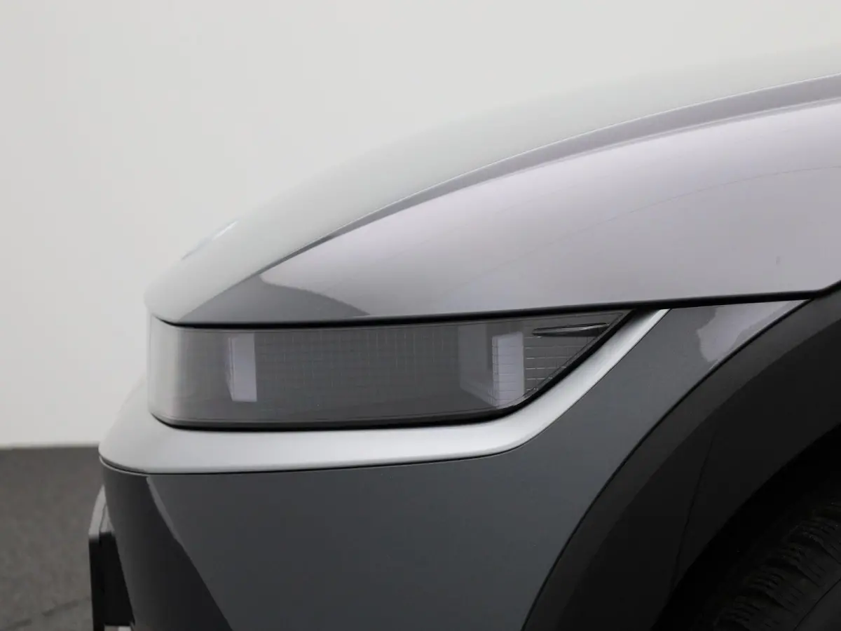 58kWh Core | ADAPTIEVE CRUISE | NAVIGATIE | ACHTERUITRIJCAMERA | APPLE CARPLAY | PDC | LMV | WINTERPAKKET | DAB+ | ELEKTRISCHE ACHTERKLEP |