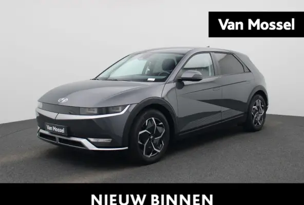 58kWh Core | ADAPTIEVE CRUISE | NAVIGATIE | ACHTERUITRIJCAMERA | APPLE CARPLAY | PDC | LMV | WINTERPAKKET | DAB+ | ELEKTRISCHE ACHTERKLEP |