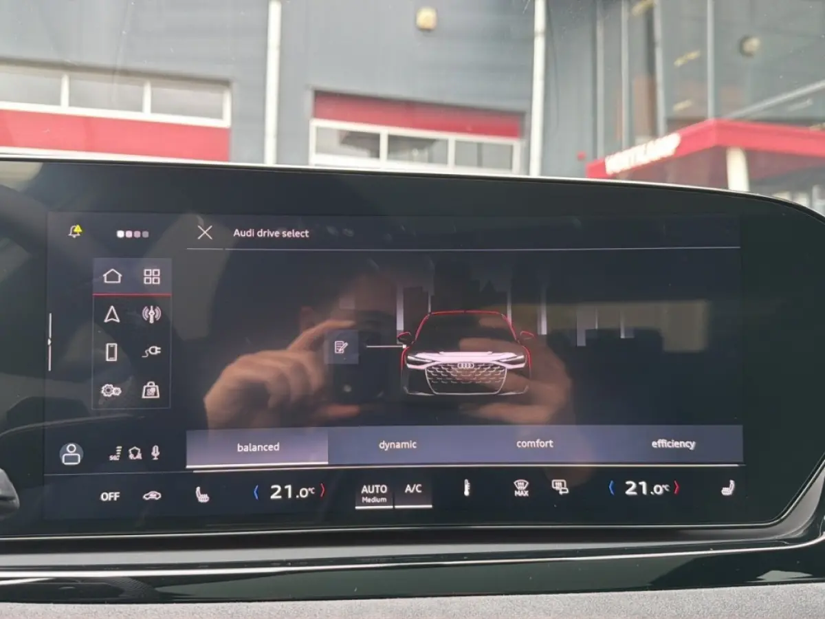 fiscaal laag!! 2.0 TFSIe QUATTRO S-LINE GLAS-DAK/360-CAMERA/TREKHAAK/MEMORY/B&O/HUD