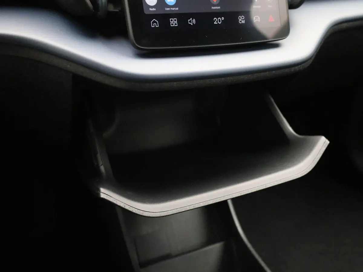 Single Motor Core | Google Navigatie | Achteruitrijcamera | Keyless | Adaptive Cruise Control | Apple CarPlay Adroid Auto