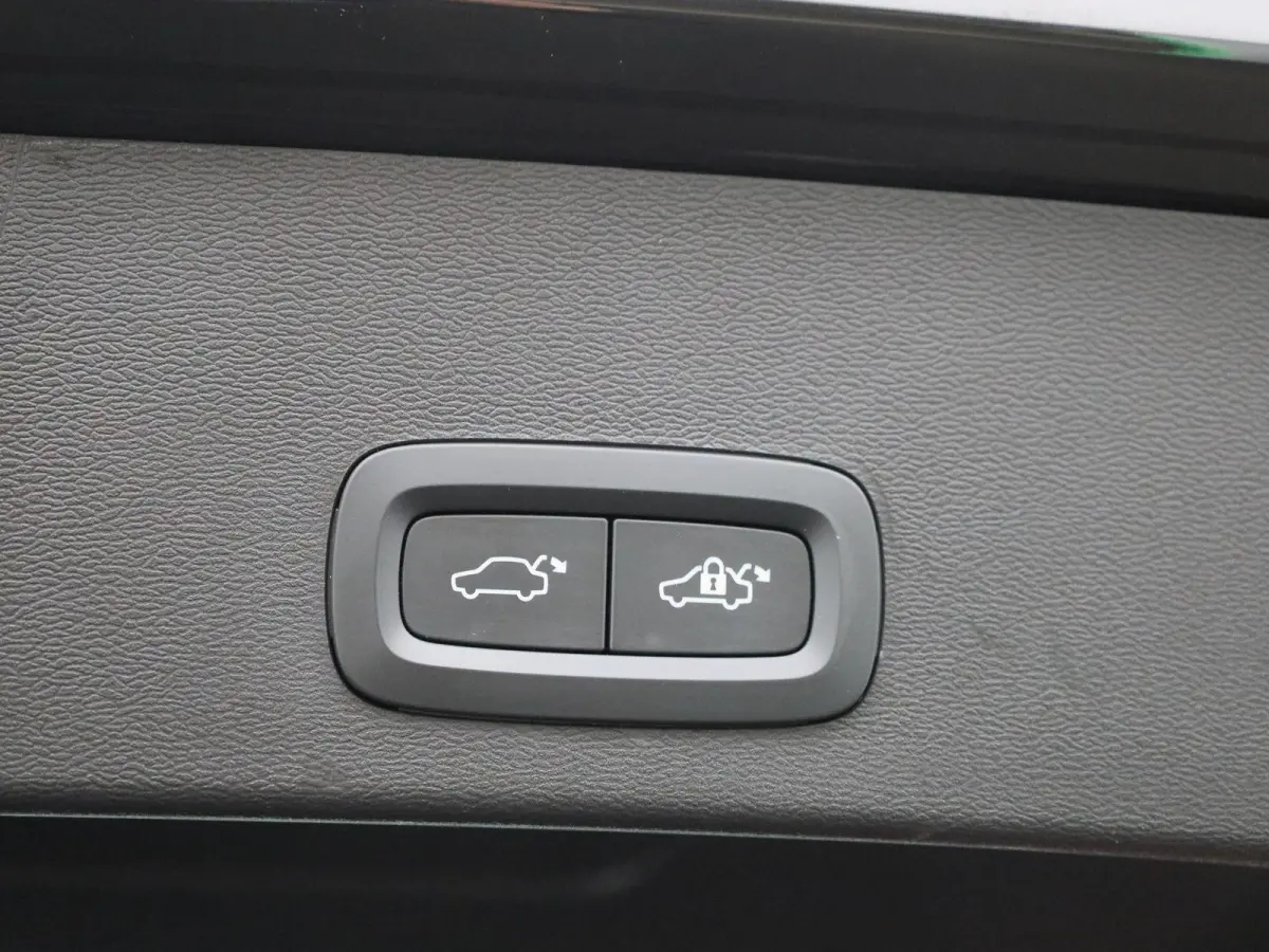 Extended Range Plus | Apple Carplay | Stoelverwarming | Stuurverwarming | Camera | Led Verlichting |
