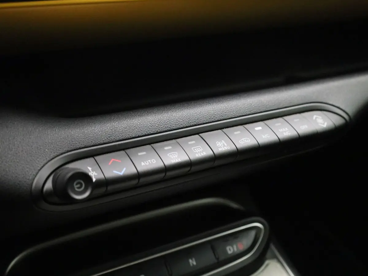 54kWh 1st Edition | Automaat | Apple Carplay / Android Auto | Climate Control | Camera | Stoelverwarming | Cruise Control | Navigatie |
