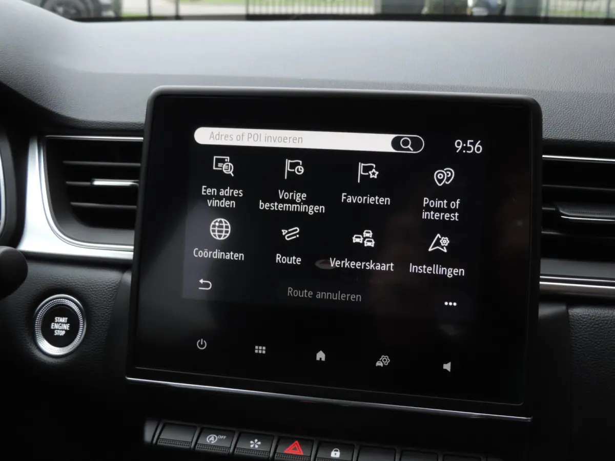1.0 TCe 90 Intens 66.000km | LED kopl | PDC | Halfleer | Navi | CarPlay | ECC | 17” | Keyless | Priv.glas | DAB