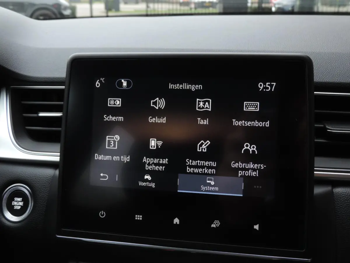 1.0 TCe 90 Intens 66.000km | LED kopl | PDC | Halfleer | Navi | CarPlay | ECC | 17” | Keyless | Priv.glas | DAB
