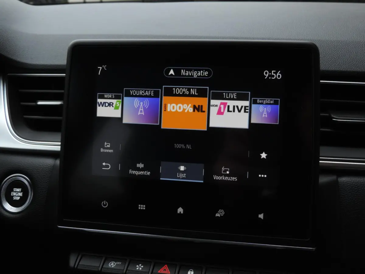 1.0 TCe 90 Intens 66.000km | LED kopl | PDC | Halfleer | Navi | CarPlay | ECC | 17” | Keyless | Priv.glas | DAB