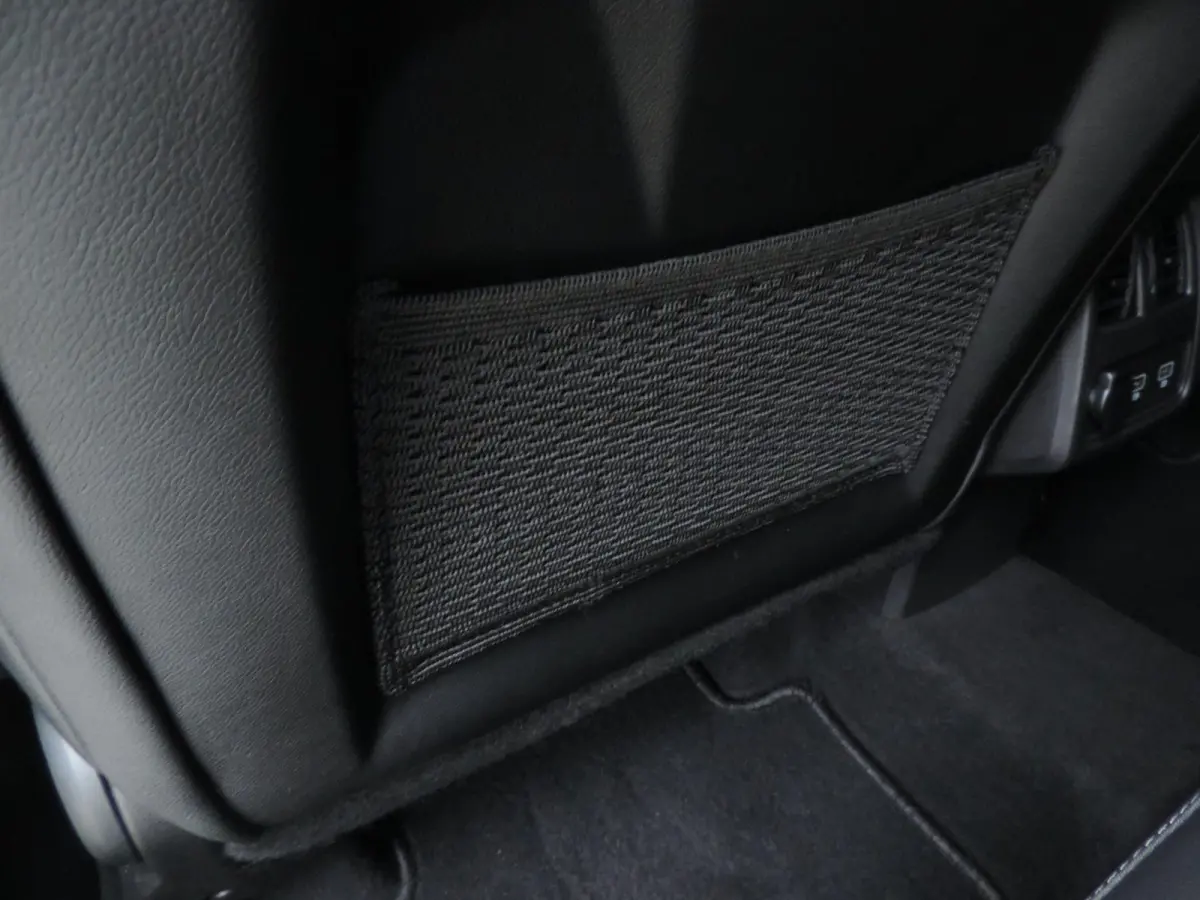 1.0 TCe 90 Intens 66.000km | LED kopl | PDC | Halfleer | Navi | CarPlay | ECC | 17” | Keyless | Priv.glas | DAB