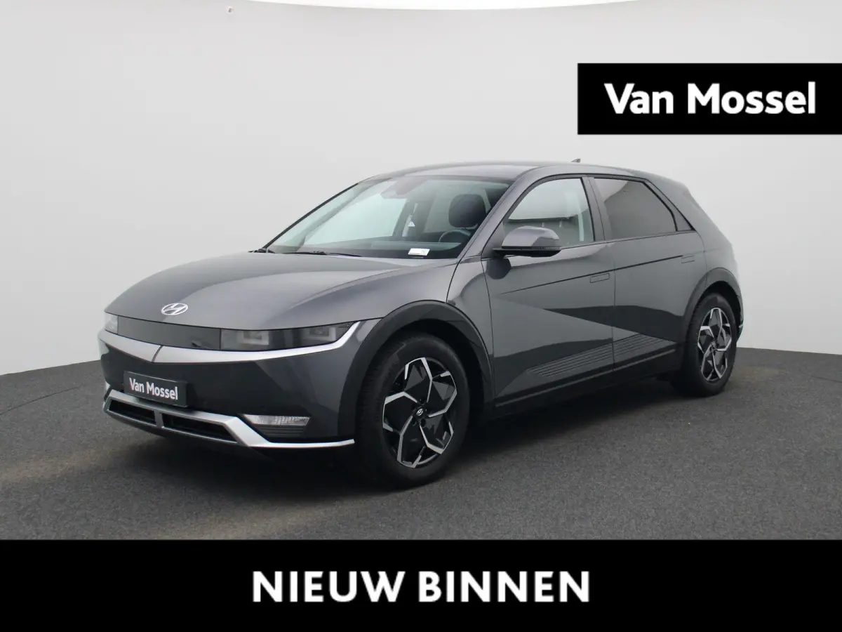 58kWh Core | ADAPTIEVE CRUISE | NAVIGATIE | ACHTERUITRIJCAMERA | APPLE CARPLAY | PDC | LMV | WINTERPAKKET | DAB+ | ELEKTRISCHE ACHTERKLEP |