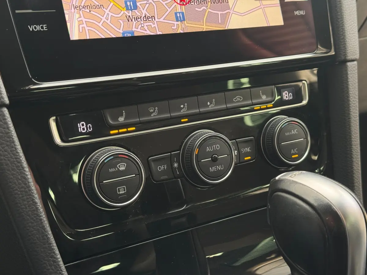 7.5 1.4 TSI Highline R-line DSG | MASSAGE | VIRTUAL DASH | STOELVERW | CRUISE | CAMERA | NETTE AUTO
